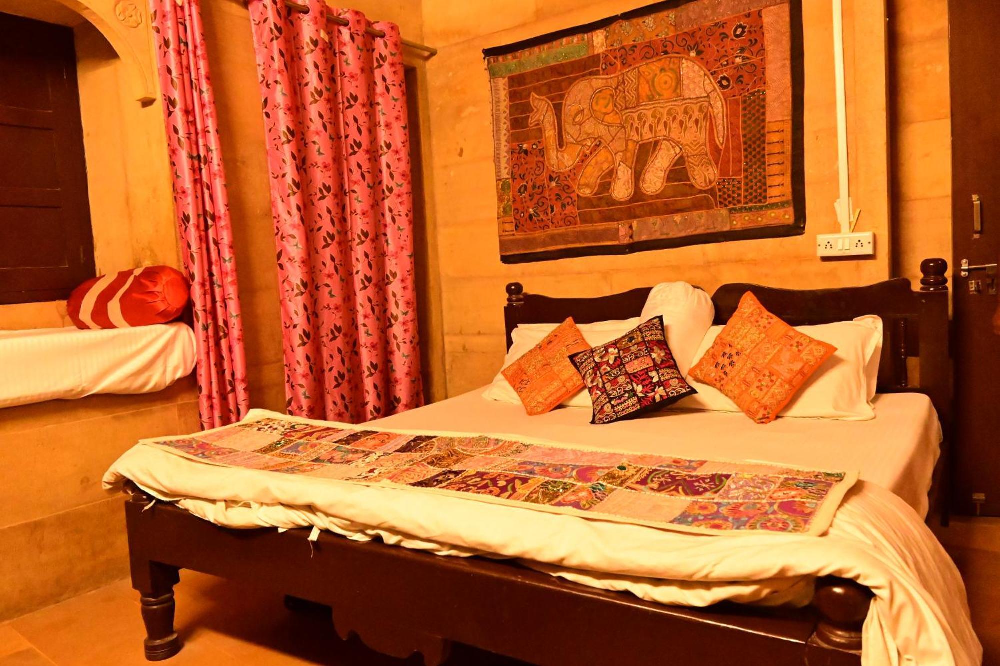 Hotel Fotiya Jaisalmer Exterior foto