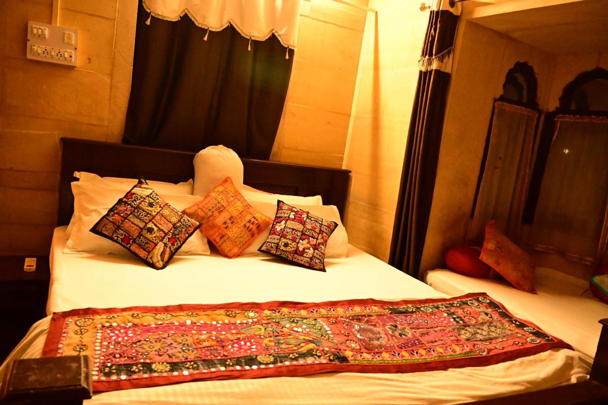 Hotel Fotiya Jaisalmer Exterior foto